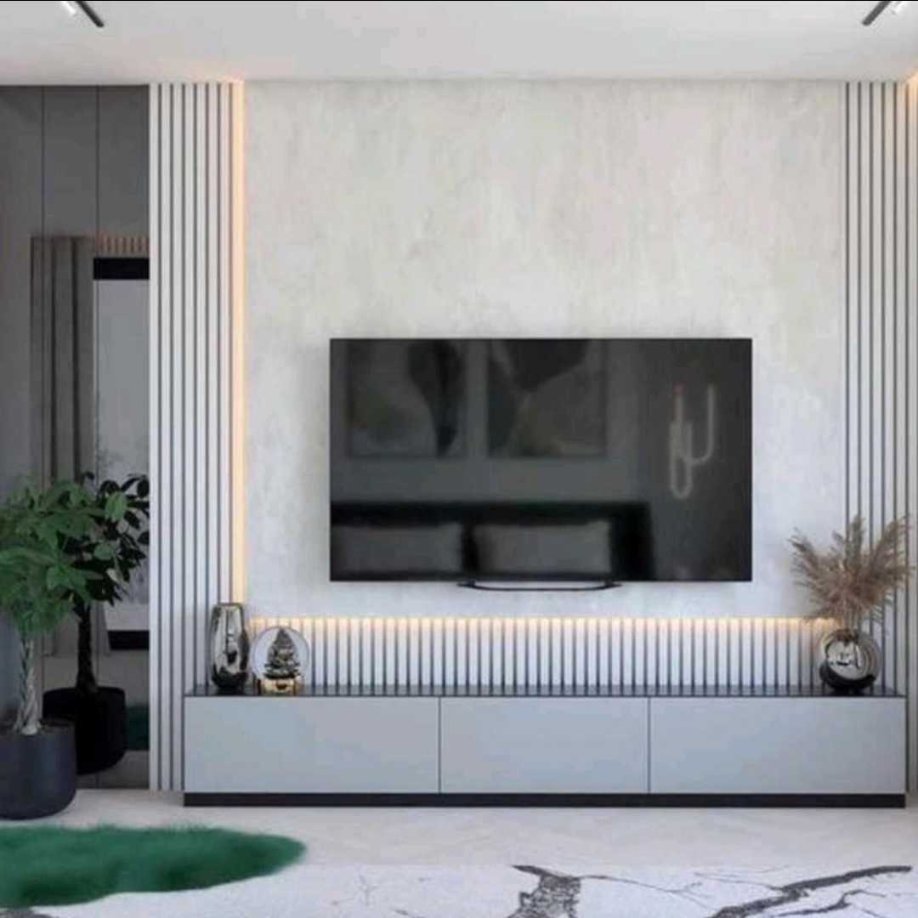 صورة من معرض الأعمال