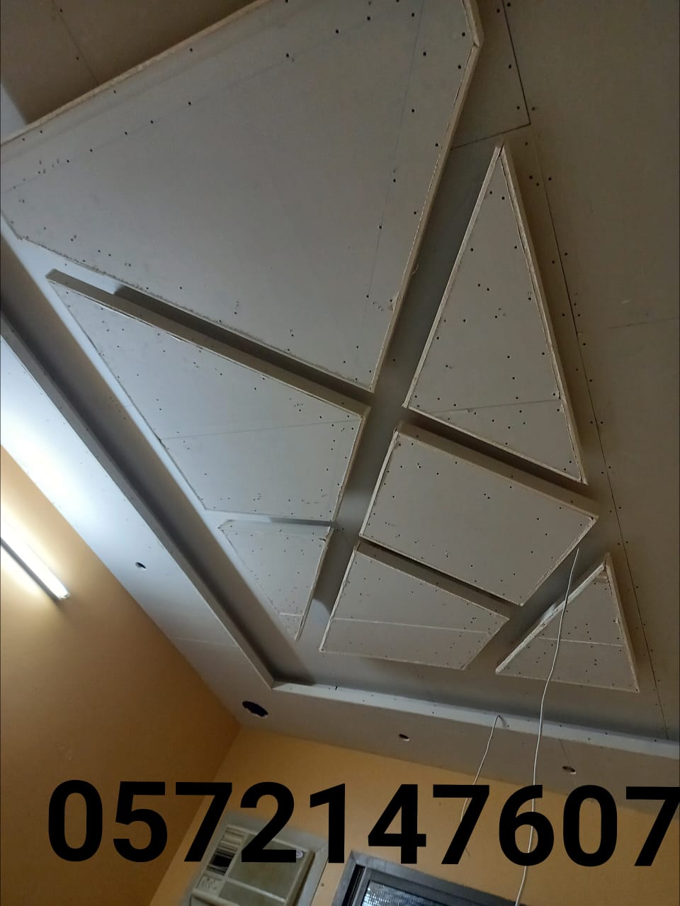 تنفيذ أسقف جبس بورد هندسية